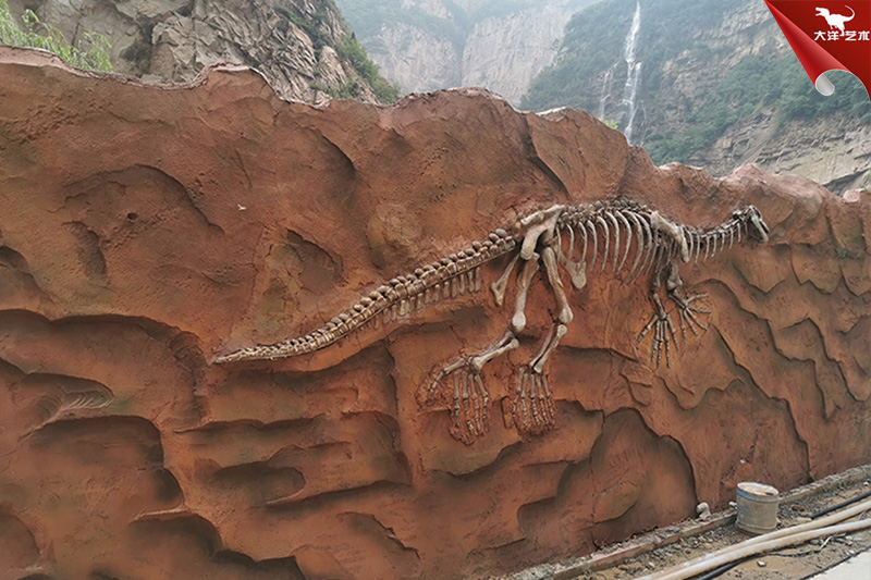 仿真恐龍化石多少錢(qián)？恐龍化石模型制作