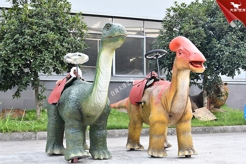 行走恐龍游樂車，仿真乘騎恐龍